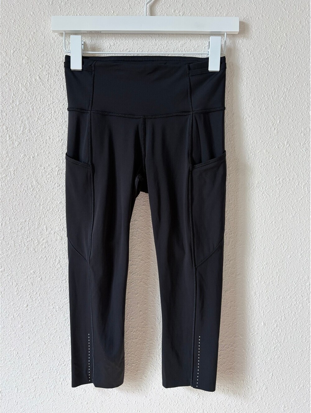 Lululemon Fast & Free Crop II Nulux 19" Inseam Black Size 4 Sporty Outdoors Run